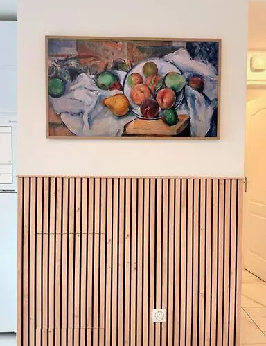 Lägenhet With Amazing View Of With Private Parking