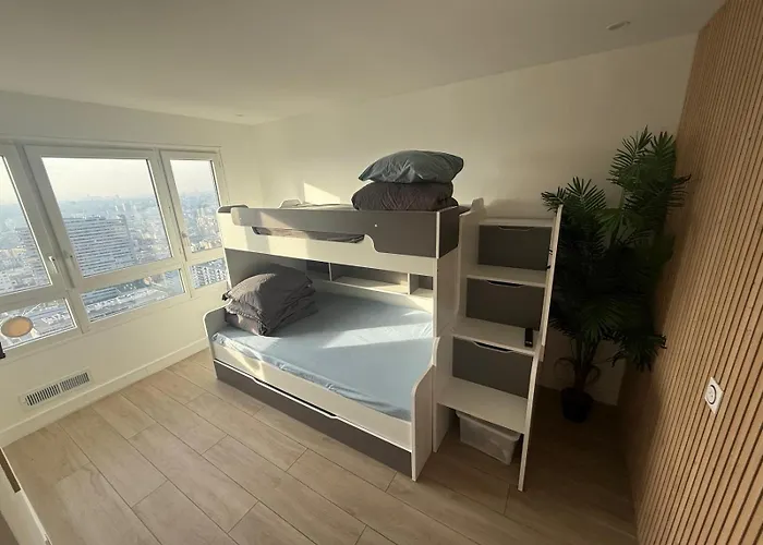 With Amazing View Of With Private Parking Párizs